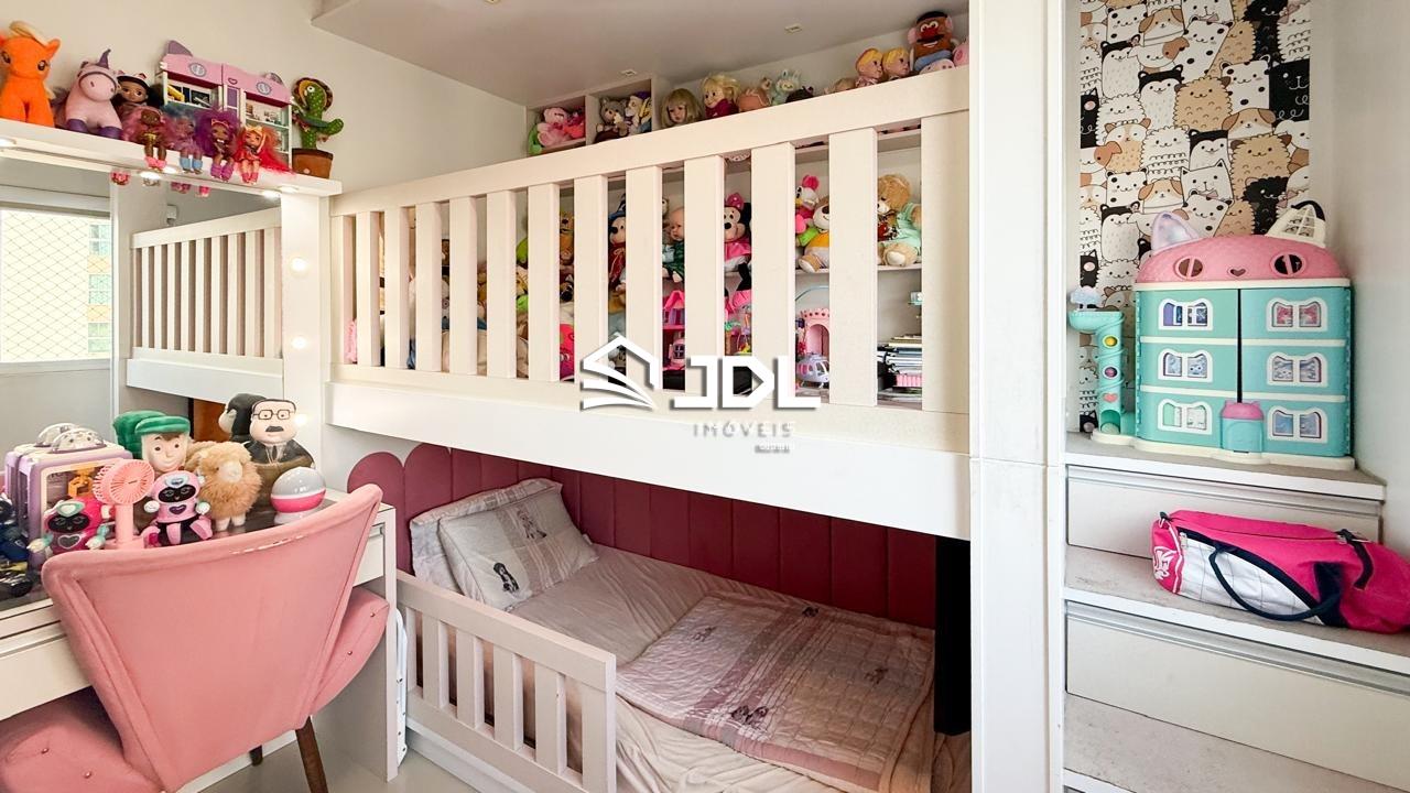 Apartamento à venda no bairro Velha: 