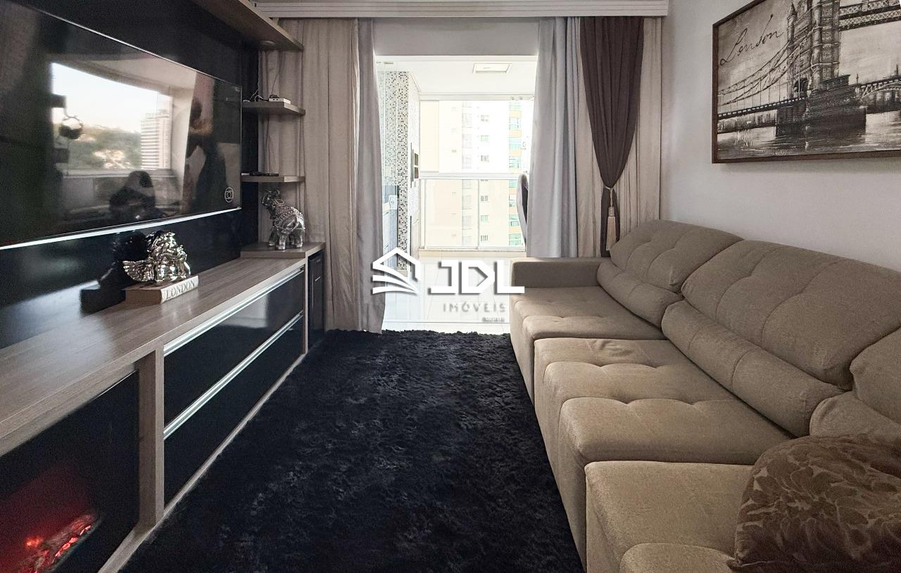 Apartamento à venda no bairro Velha: 