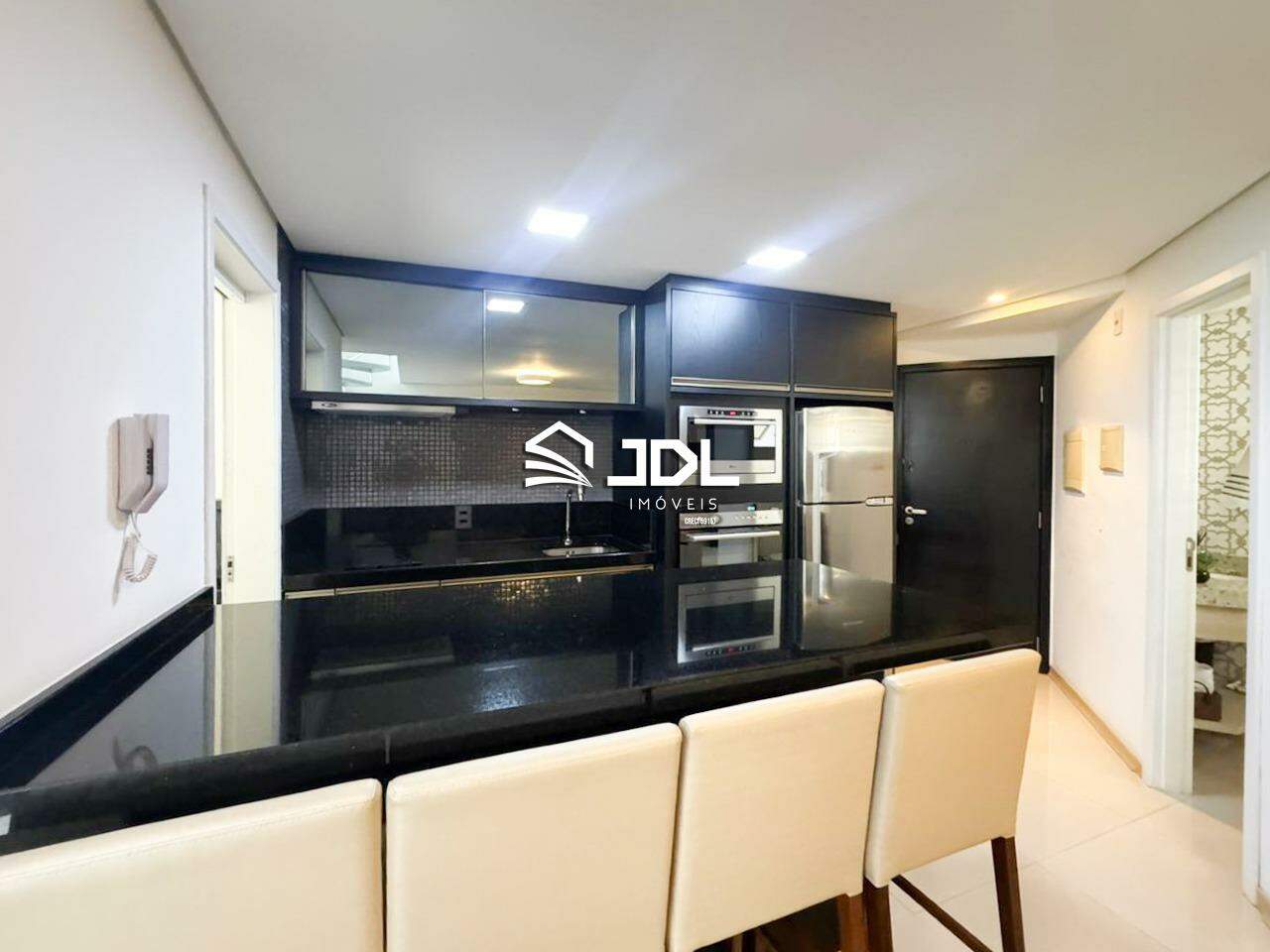 Apartamento à venda no bairro Centro: 