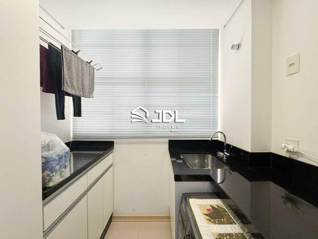 Apartamento à venda no bairro Centro: 