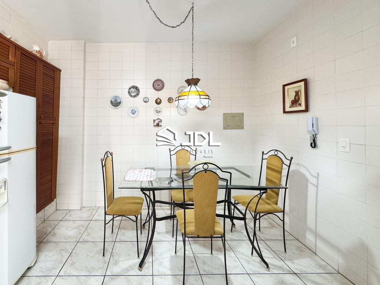 Apartamento à venda no bairro Centro: 