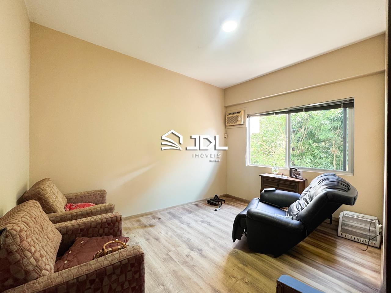 Apartamento à venda no bairro Centro: 