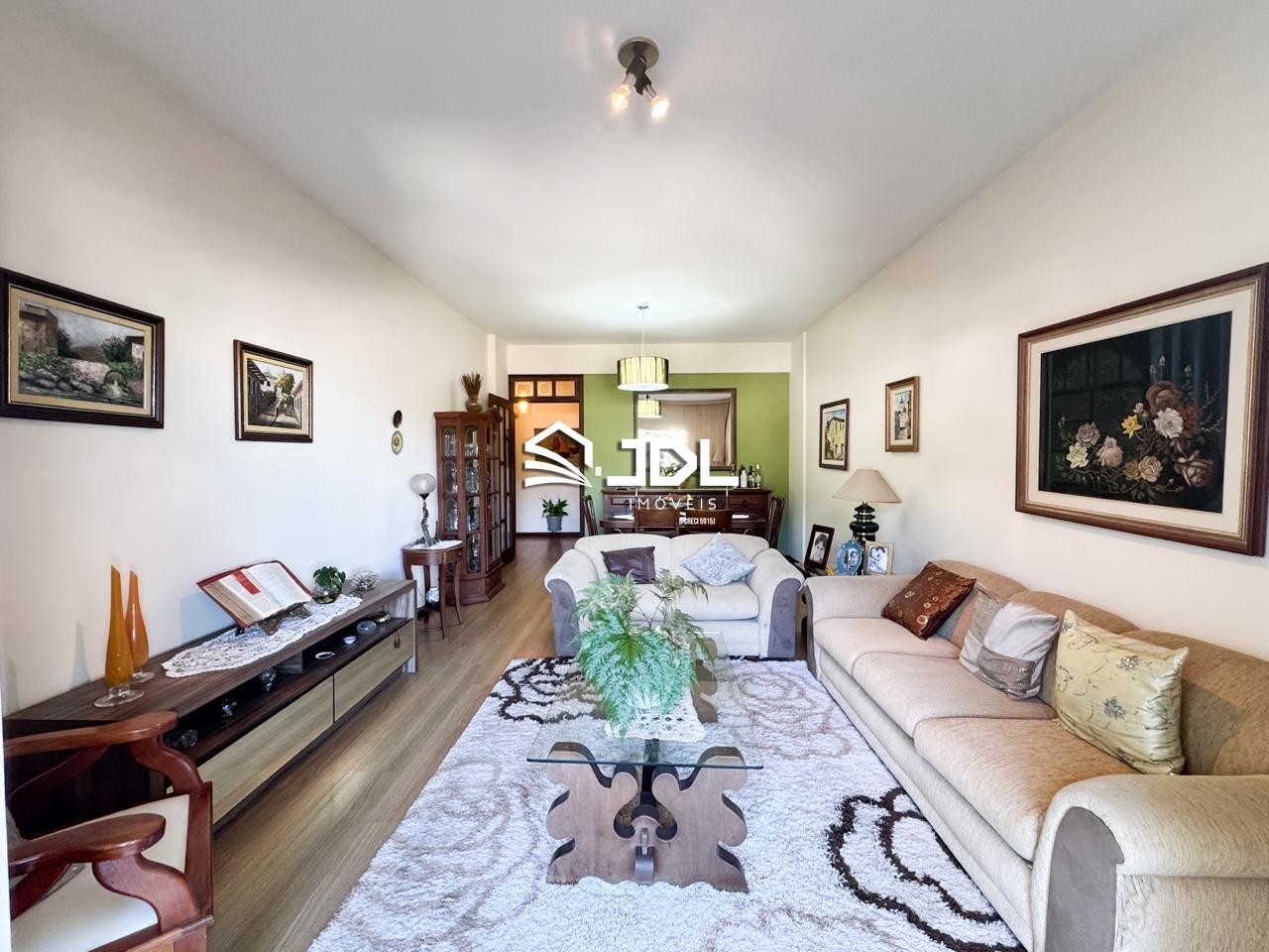 Apartamento à venda no bairro Centro: 