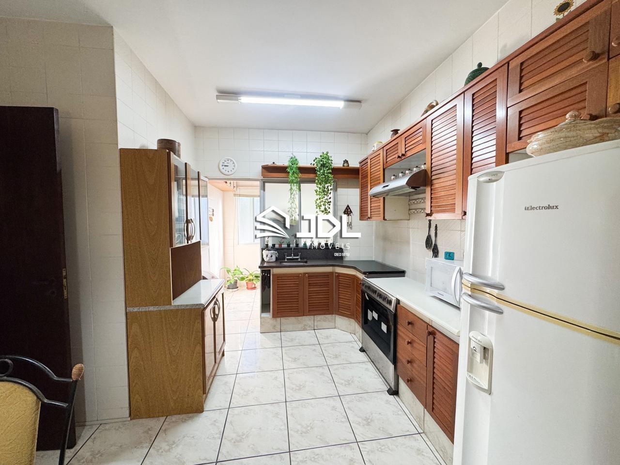 Apartamento à venda no bairro Centro: 