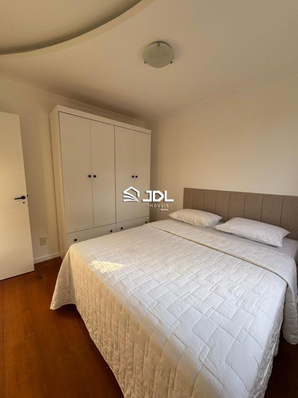 Apartamento à venda no bairro Velha: 