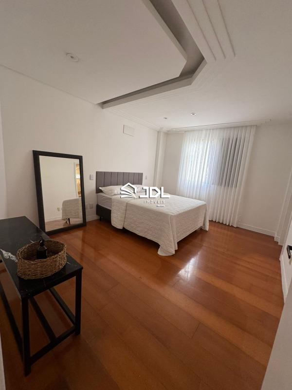 Apartamento à venda no bairro Velha: 