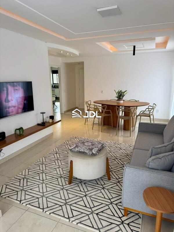 Apartamento à venda no bairro Velha: 