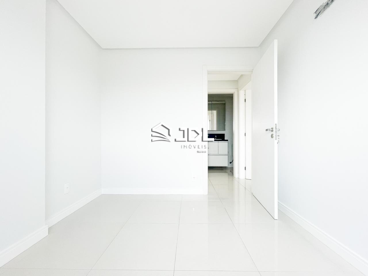 Apartamento à venda no bairro Itoupava Seca: 