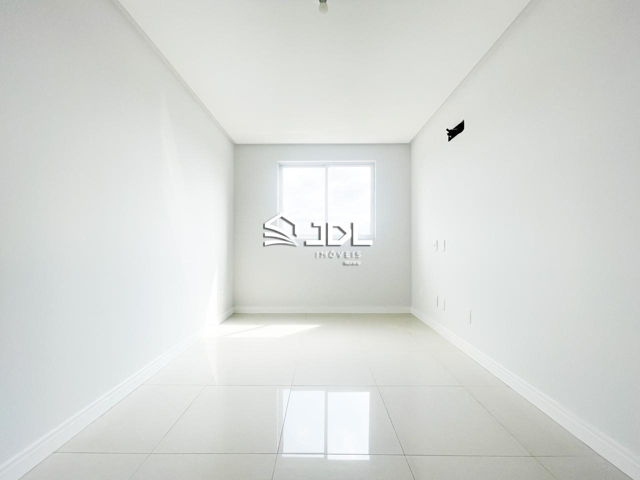 Apartamento à venda no bairro Itoupava Seca: 