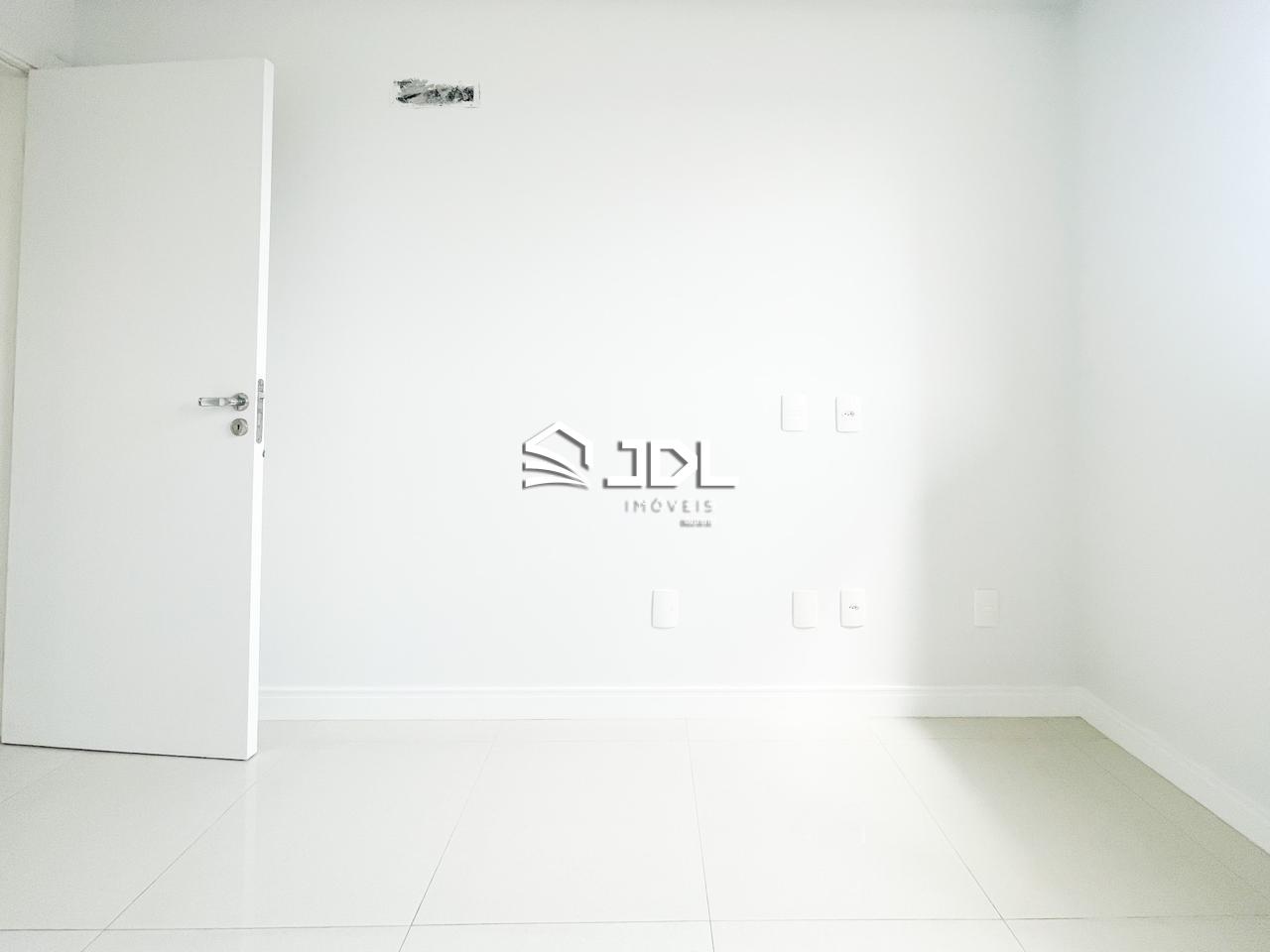 Apartamento à venda no bairro Itoupava Seca: 