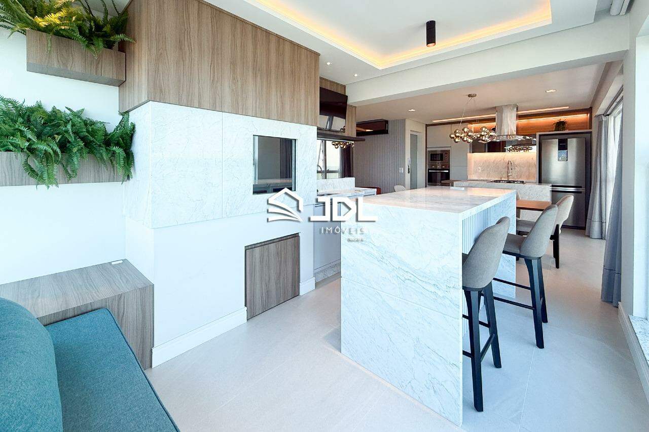 Apartamento à venda no bairro Centro: 