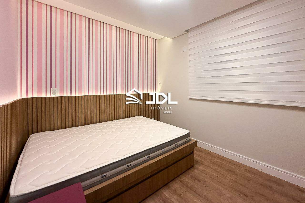 Apartamento à venda no bairro Centro: 