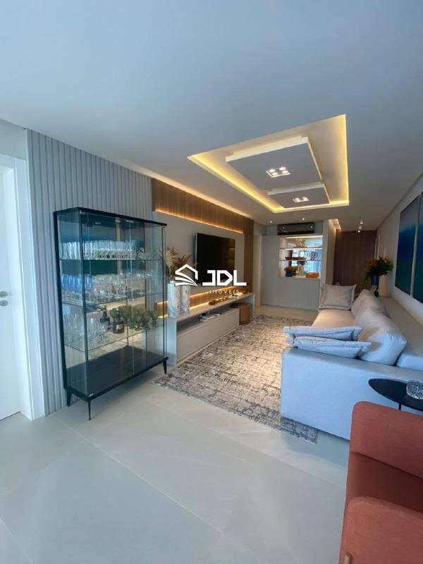 Apartamento à venda no bairro Centro: 