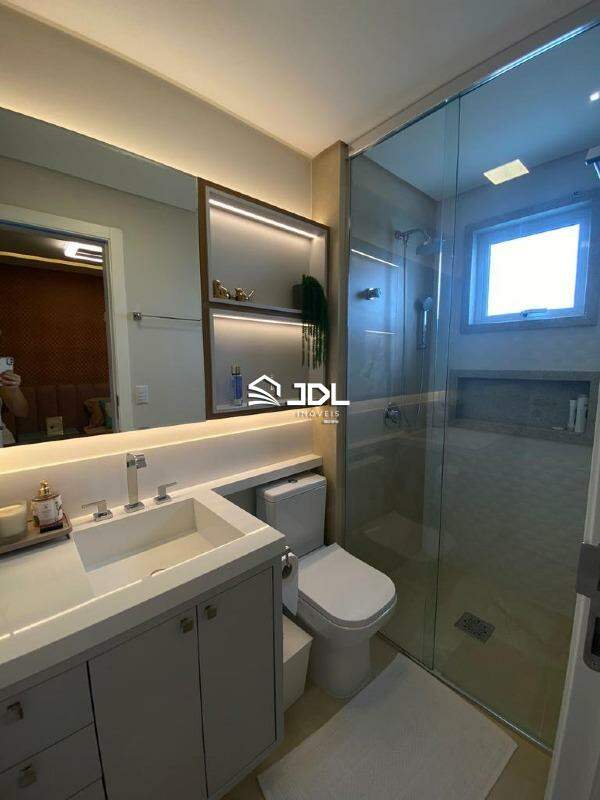 Apartamento à venda no bairro Centro: 