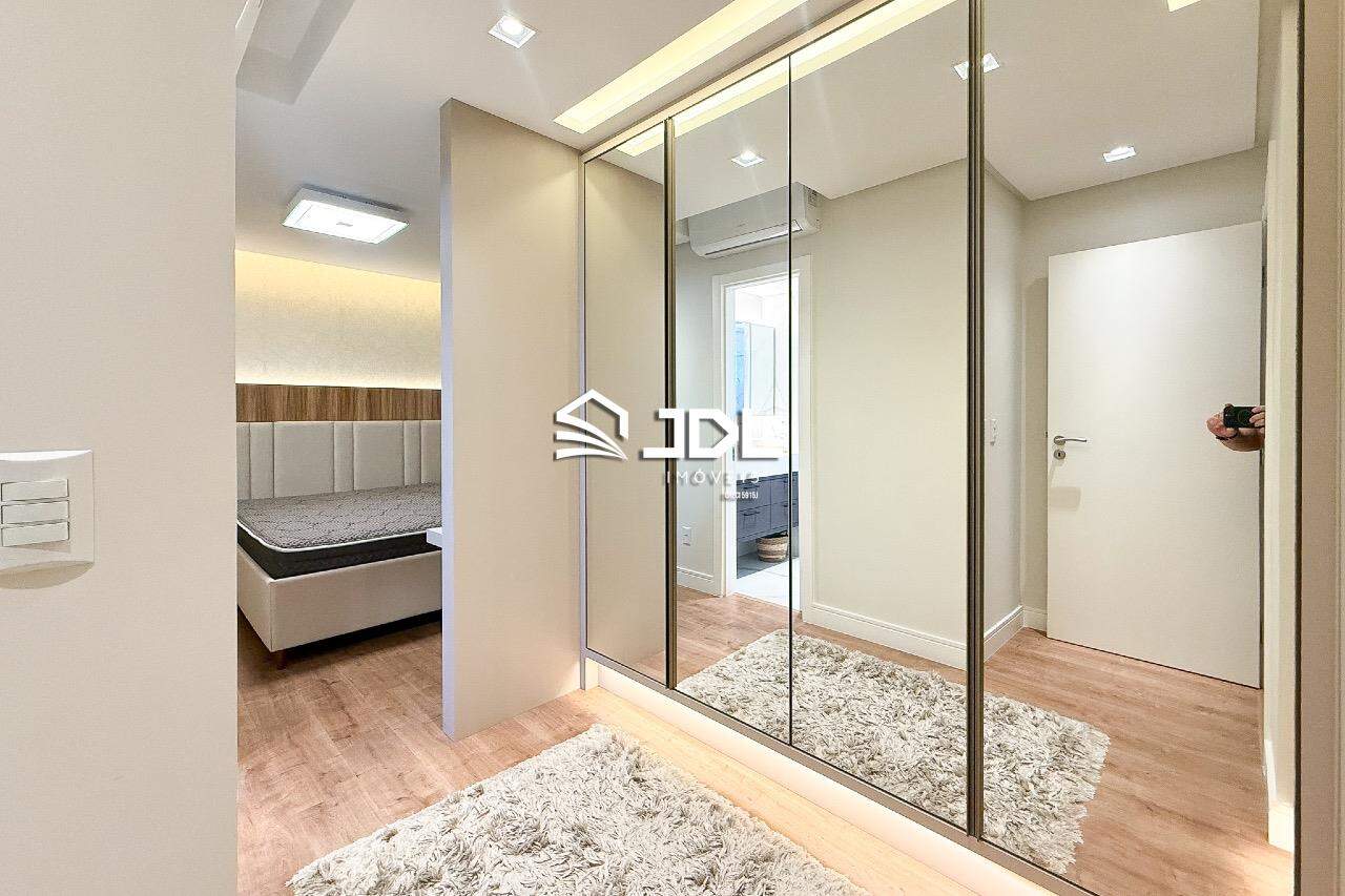 Apartamento à venda no bairro Centro: 