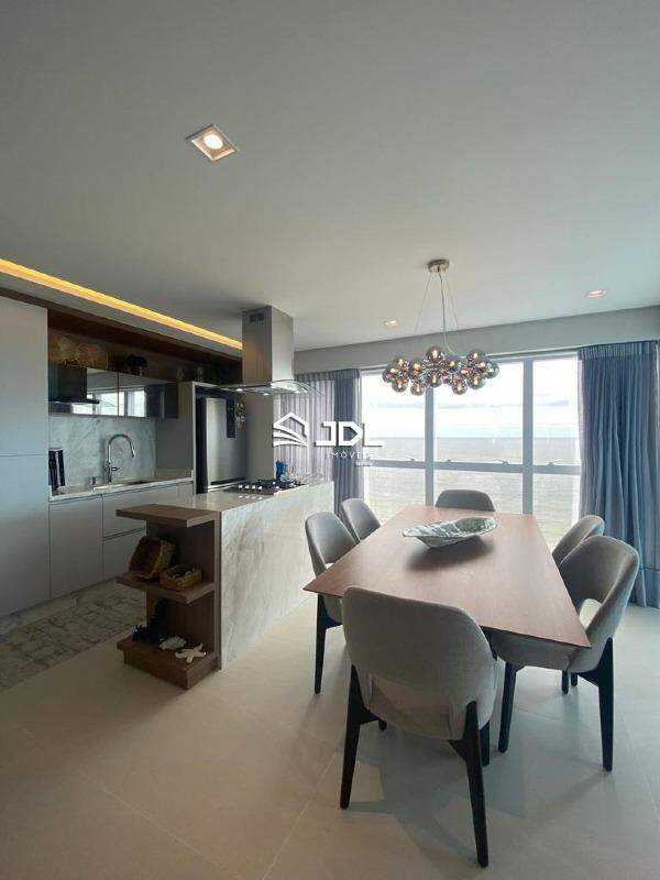 Apartamento à venda no bairro Centro: 