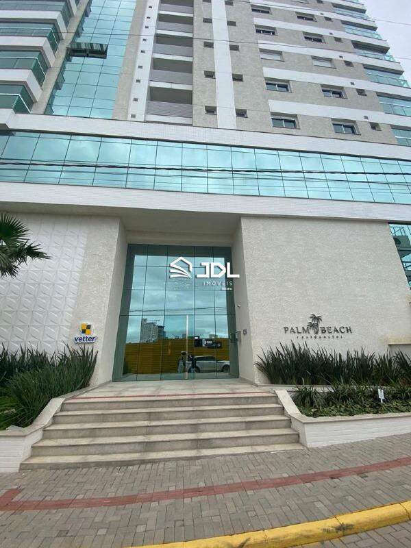 Apartamento à venda no bairro Centro: 