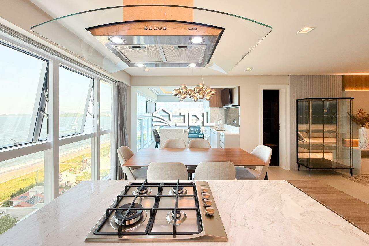 Apartamento à venda no bairro Centro: 
