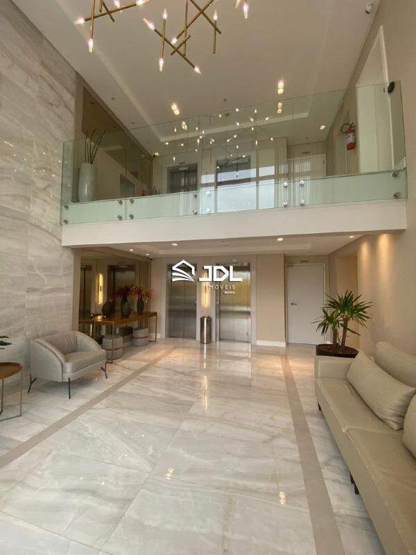 Apartamento à venda no bairro Centro: 