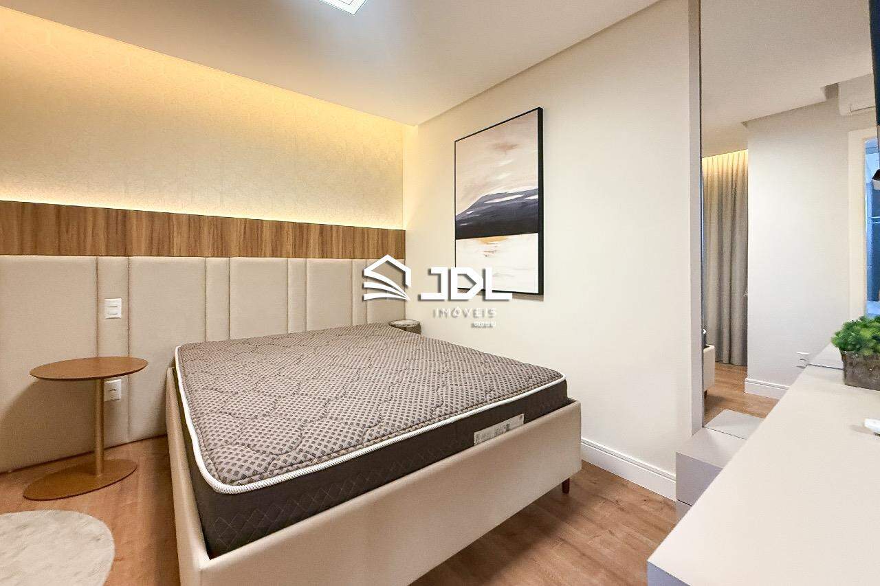 Apartamento à venda no bairro Centro: 