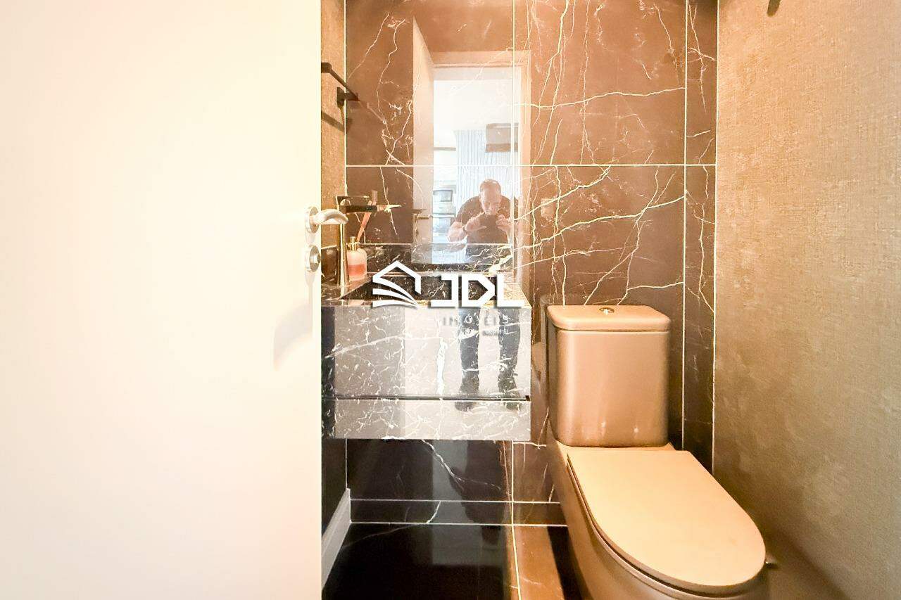 Apartamento à venda no bairro Centro: 