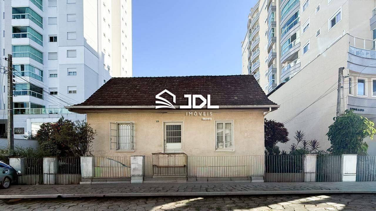 Terreno à venda no bairro Victor Konder: 