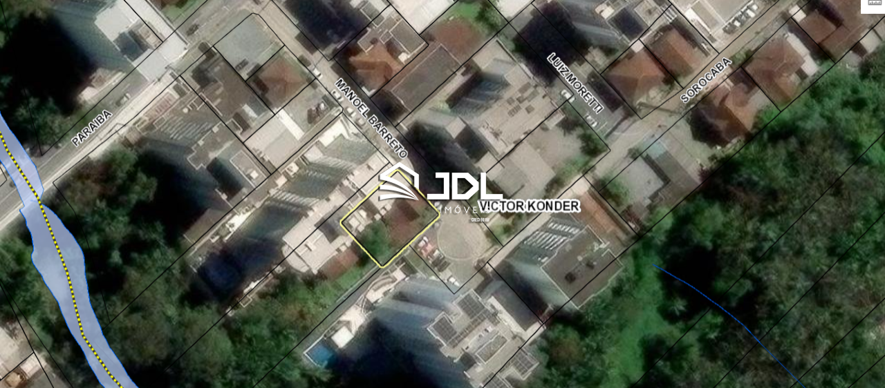 Terreno à venda no bairro Victor Konder: 