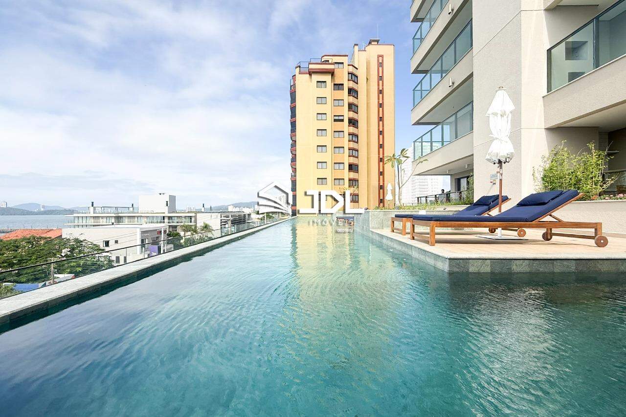 Apartamento à venda no bairro Centro: 