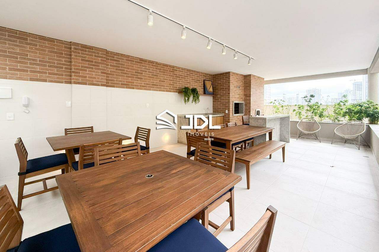Apartamento à venda no bairro Centro: 