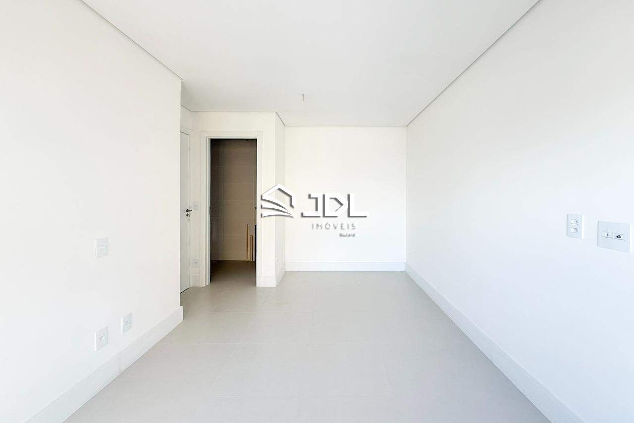 Apartamento à venda no bairro Centro: 