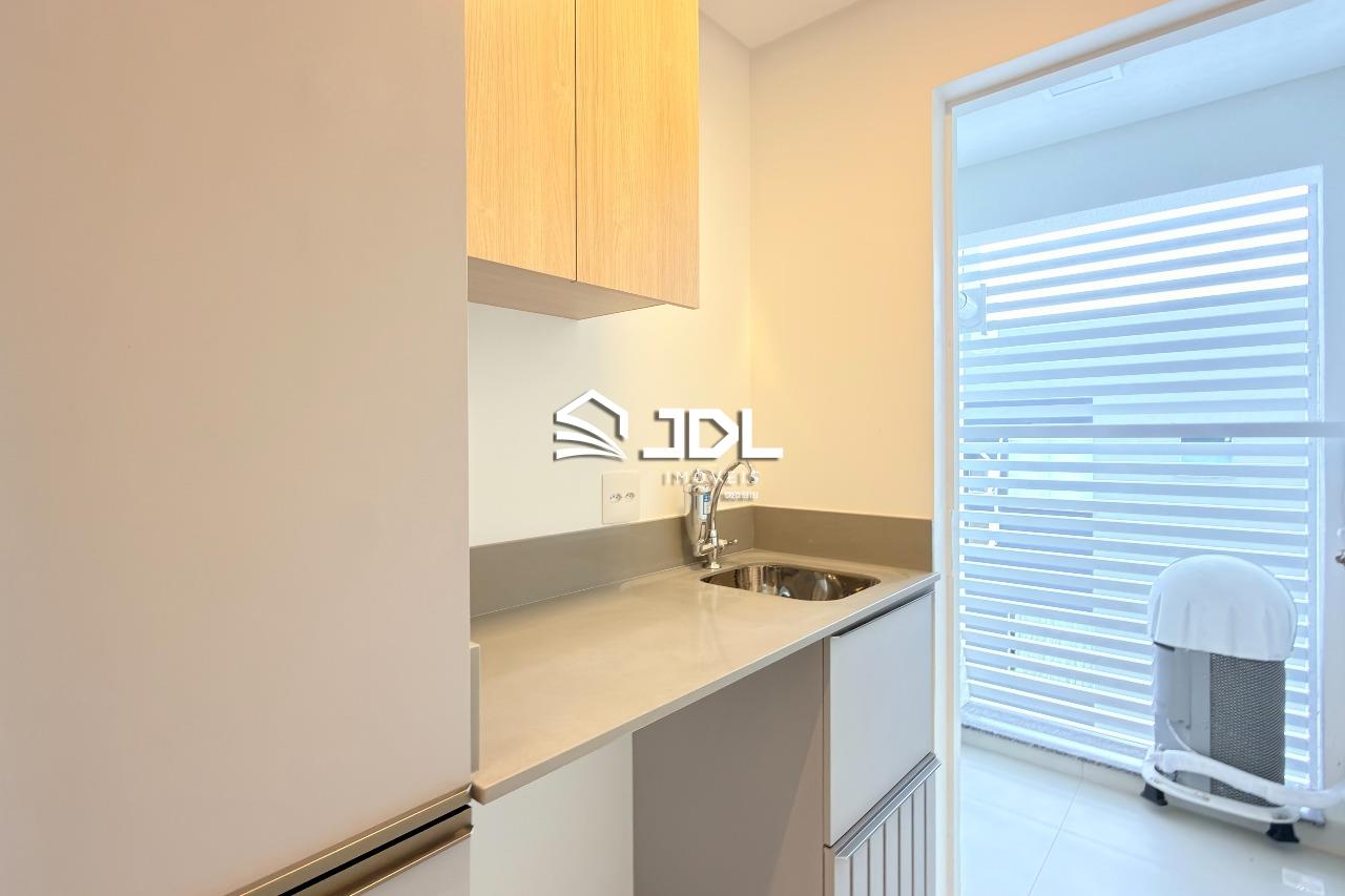 Apartamento à venda no bairro Velha: 