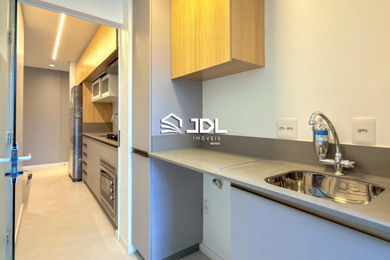 Apartamento à venda no bairro Velha: 