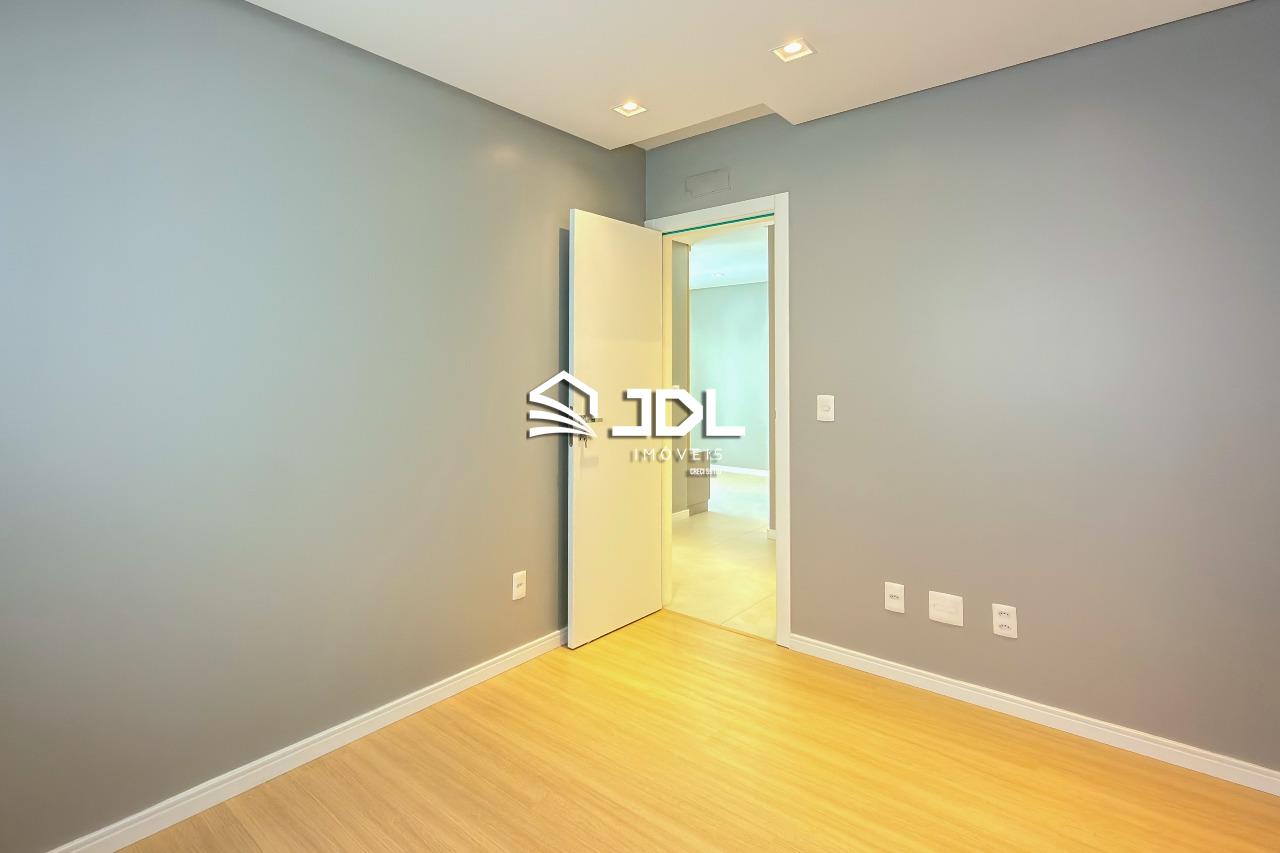 Apartamento à venda no bairro Velha: 