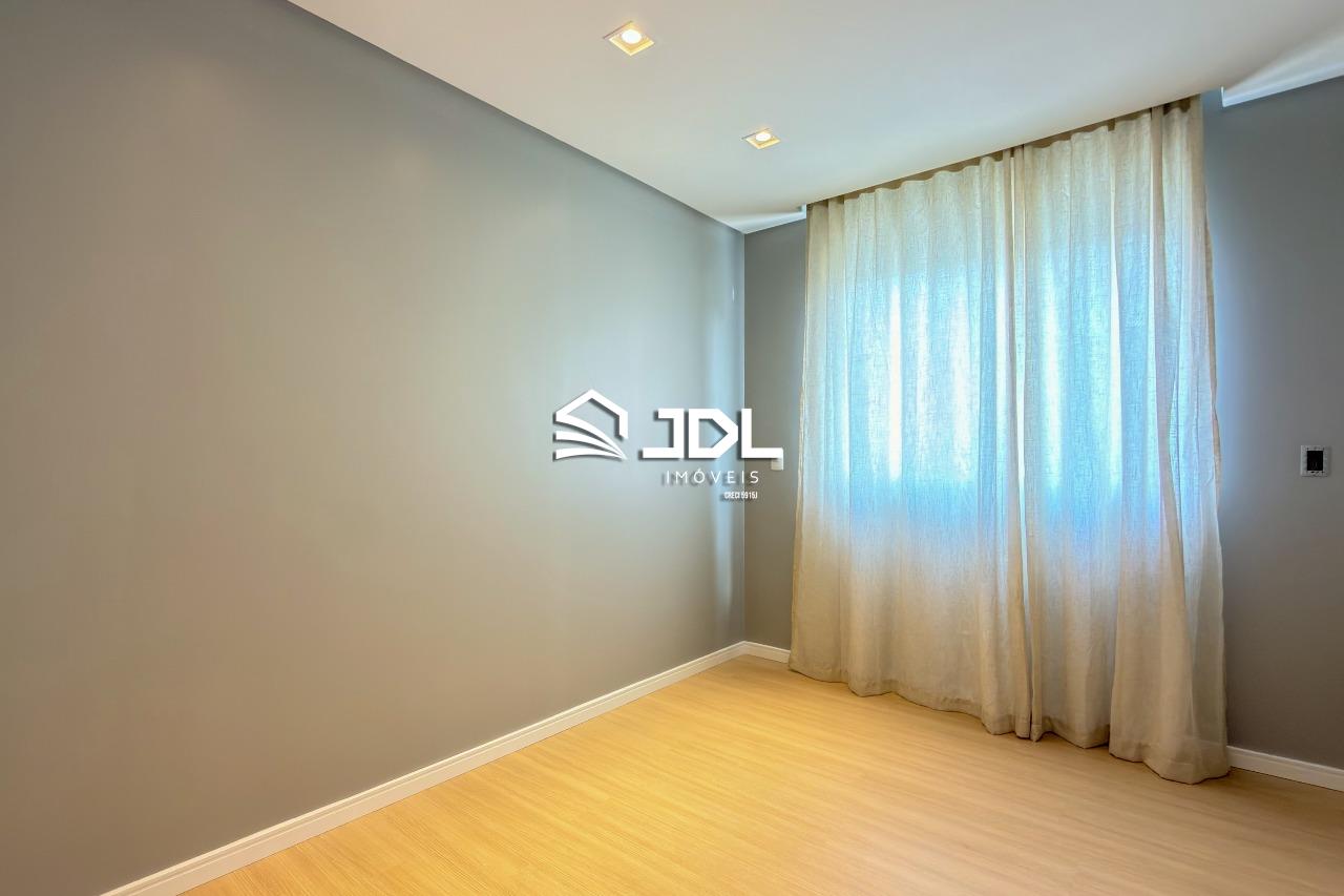 Apartamento à venda no bairro Velha: 