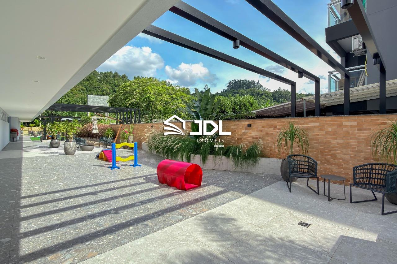 Apartamento à venda no bairro Velha: 