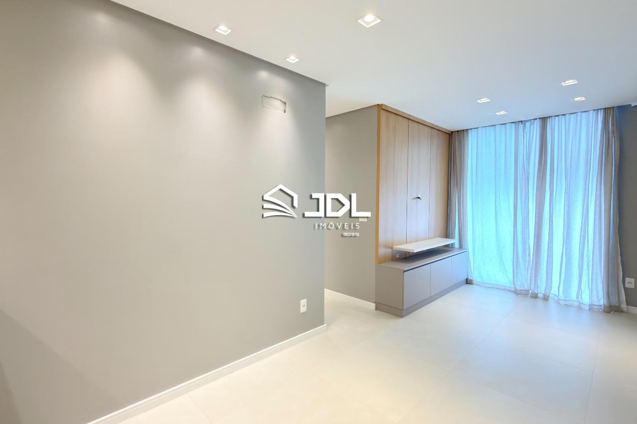 Apartamento à venda no bairro Velha: 