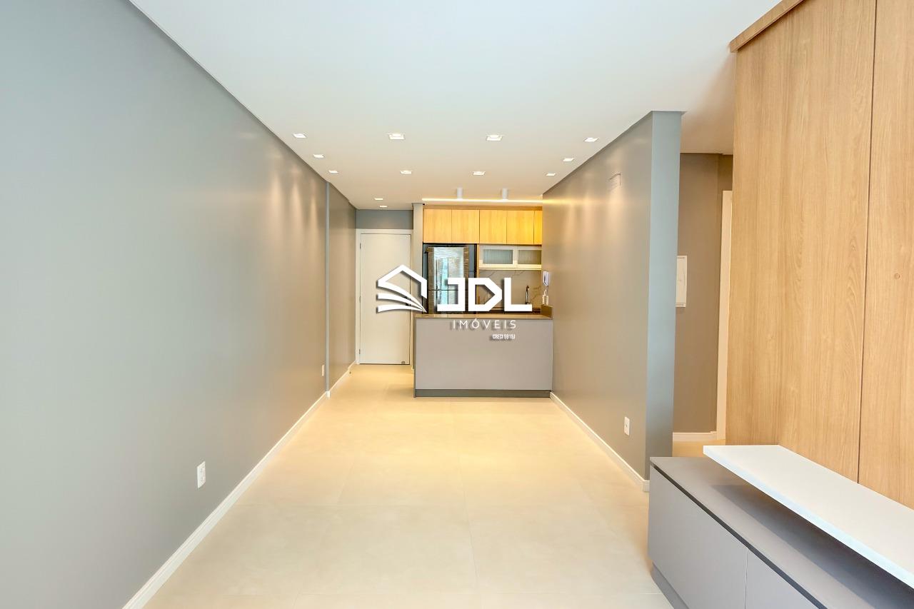 Apartamento à venda no bairro Velha: 