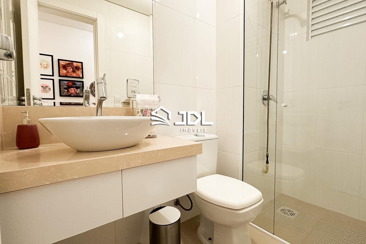 Apartamento à venda no bairro Vila Nova: 