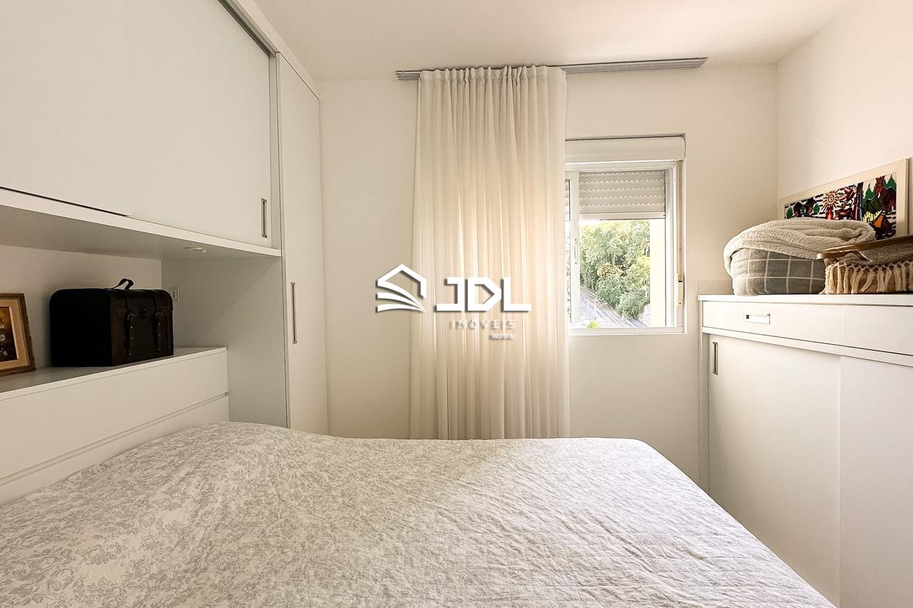 Apartamento à venda no bairro Vila Nova: 