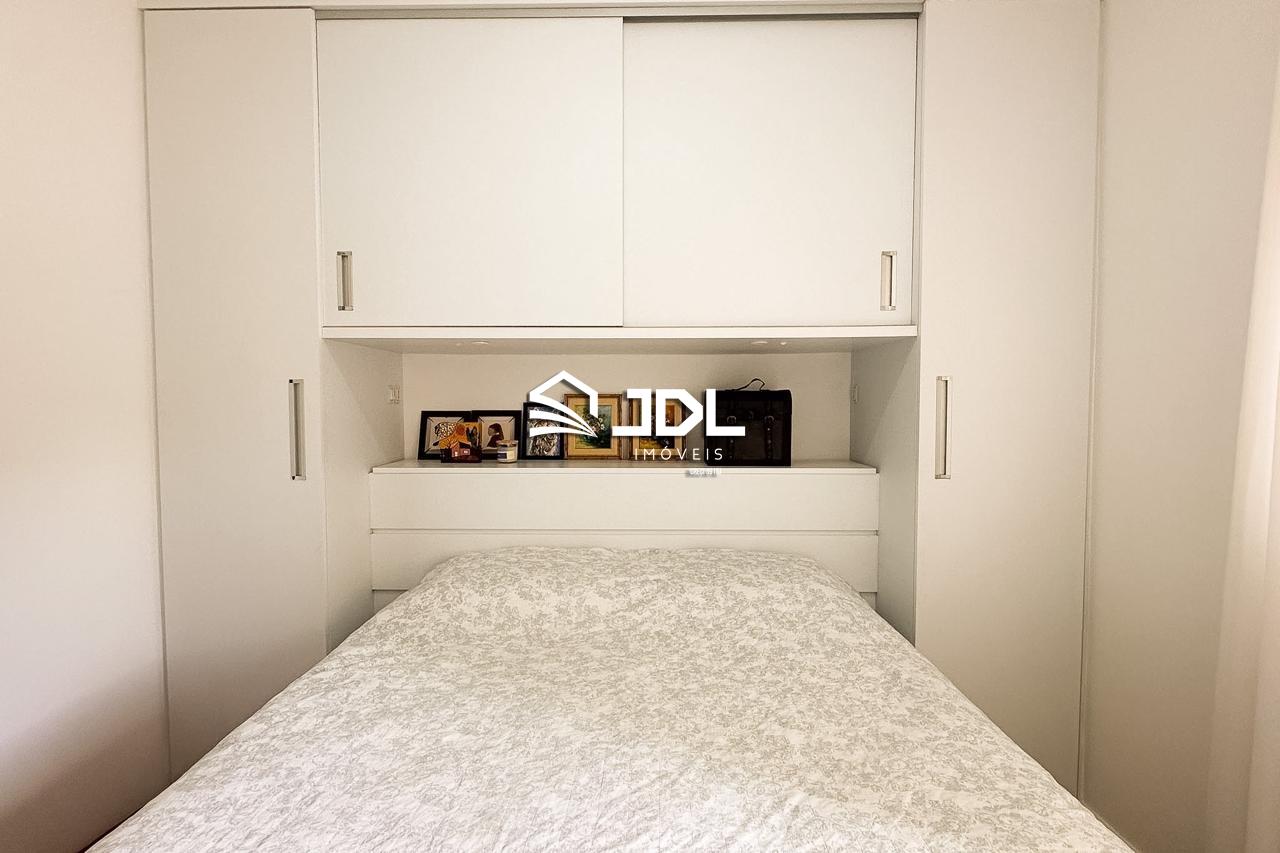 Apartamento à venda no bairro Vila Nova: 