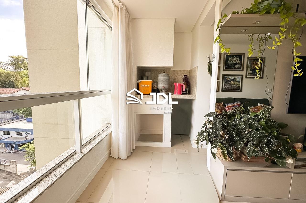 Apartamento à venda no bairro Vila Nova: 