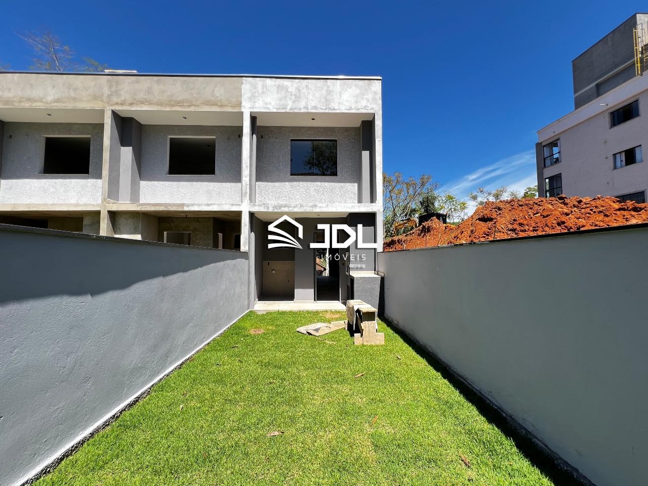Casa à venda no bairro Velha: 