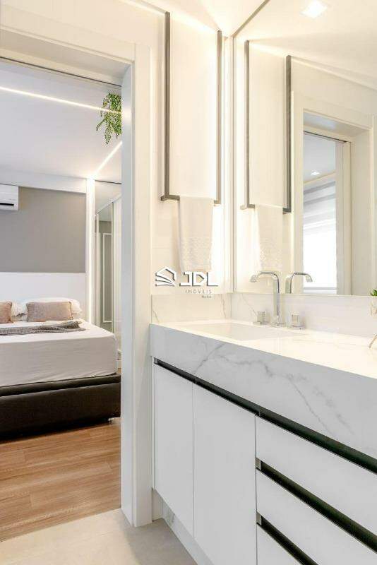 Apartamento à venda no bairro Ponta Aguda: 