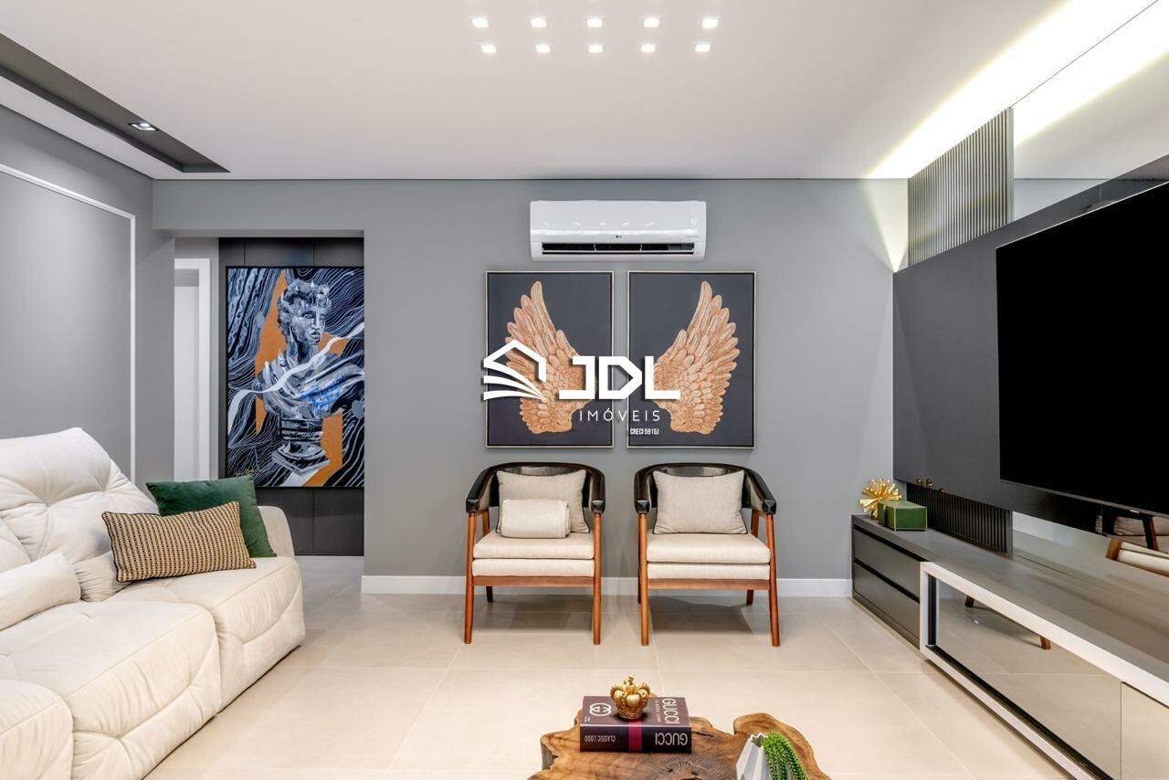 Apartamento à venda no bairro Ponta Aguda: 