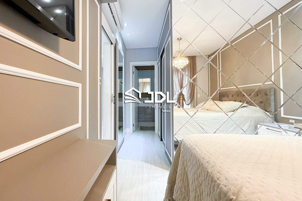 Apartamento à venda no bairro Vila Nova: 