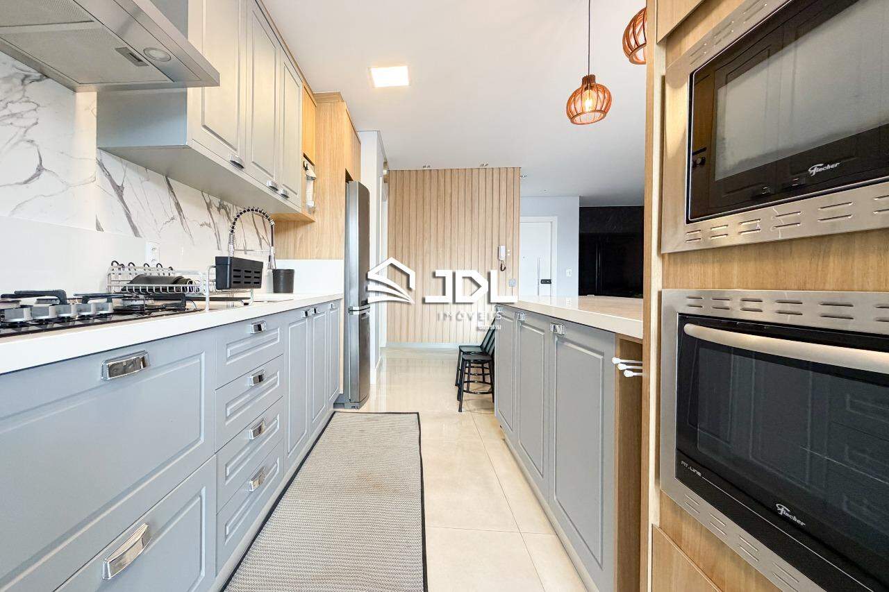 Apartamento à venda no bairro Vila Nova: 