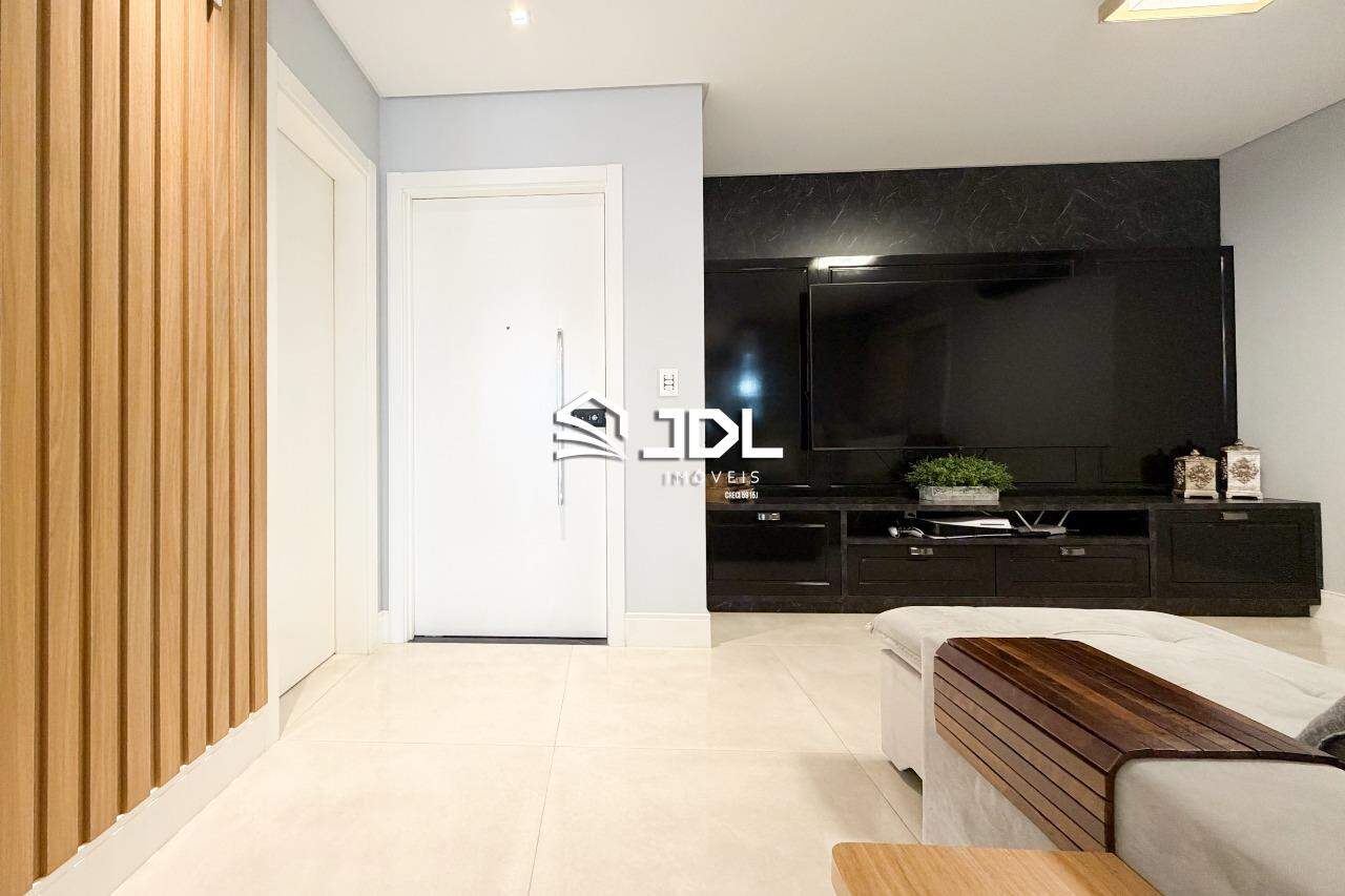 Apartamento à venda no bairro Vila Nova: 