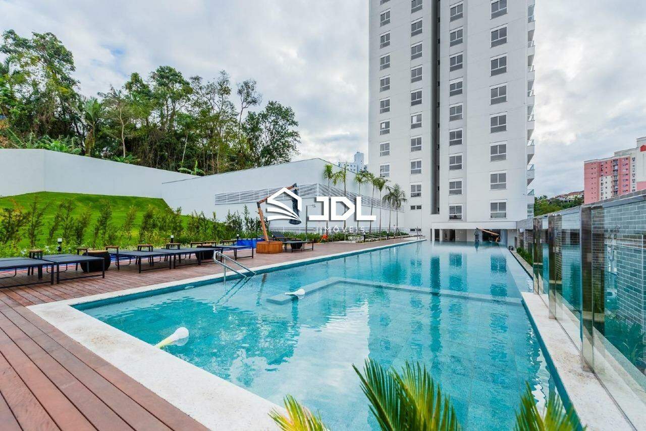 Apartamento à venda no bairro Vila Nova: 