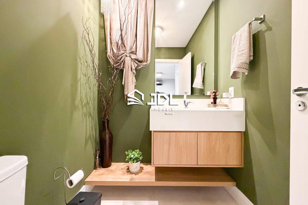 Apartamento à venda no bairro Vila Nova: 