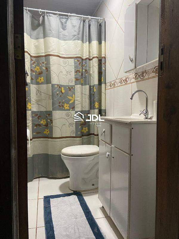 Casa à venda no bairro Velha: 
